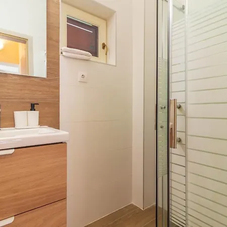 Bendor Sosto W Ac By Nw * Шиофок
