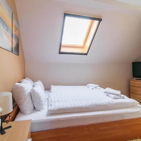 Bendor Sosto W Ac By Nw * Шиофок